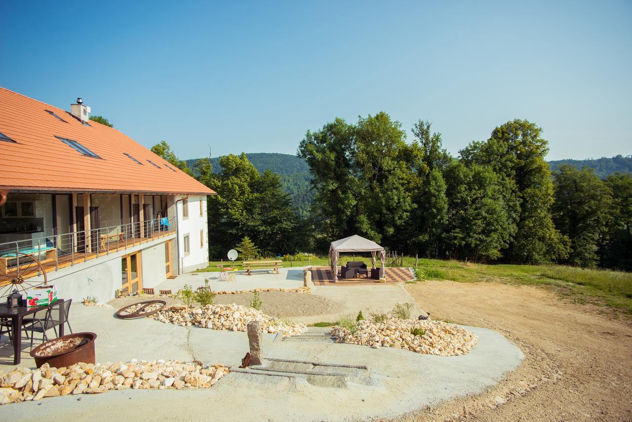 Apartmán La Joux Chaupe Saint-Ursanne Exteriér fotografie