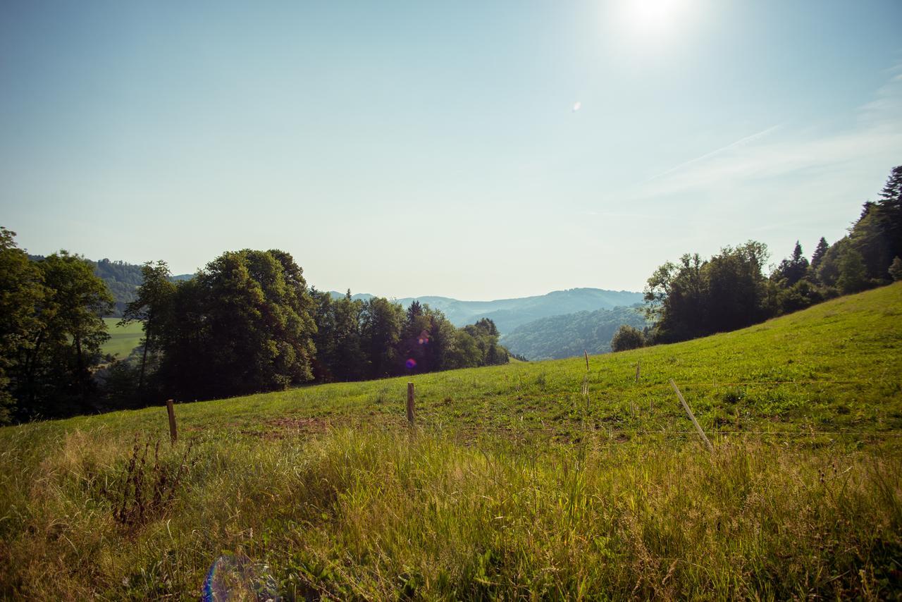 Apartmán La Joux Chaupe Saint-Ursanne Exteriér fotografie